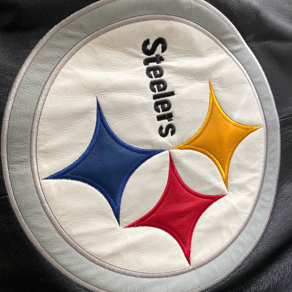 Pittsburgh Steelers Official NFL Leather Jacket - Picture 8 of 11
